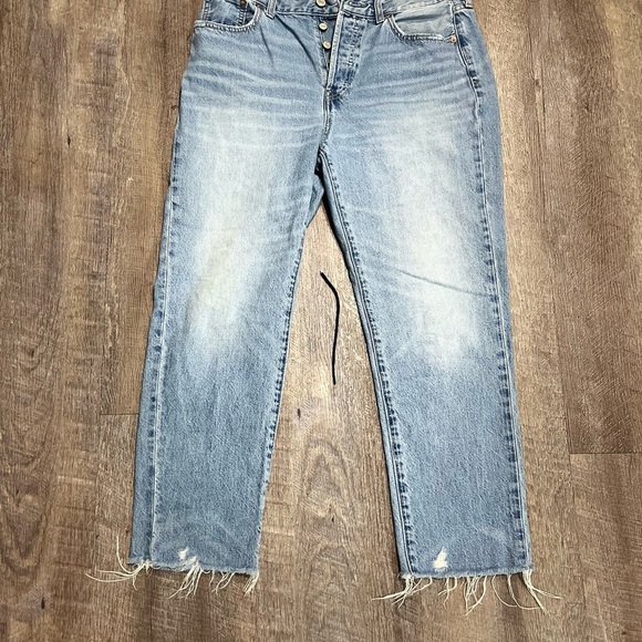 Women's Light Blue Frayed Hem Jeans - Picture 2 of 7